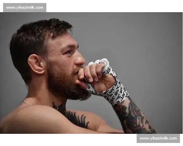 骨头琼斯与嘴炮恩怨再起 UFC传奇对决背后的荣耀野心与时代碰撞 骨头琼斯与嘴炮恩怨再起 UFC传奇对决背后的荣耀野心与时代碰撞